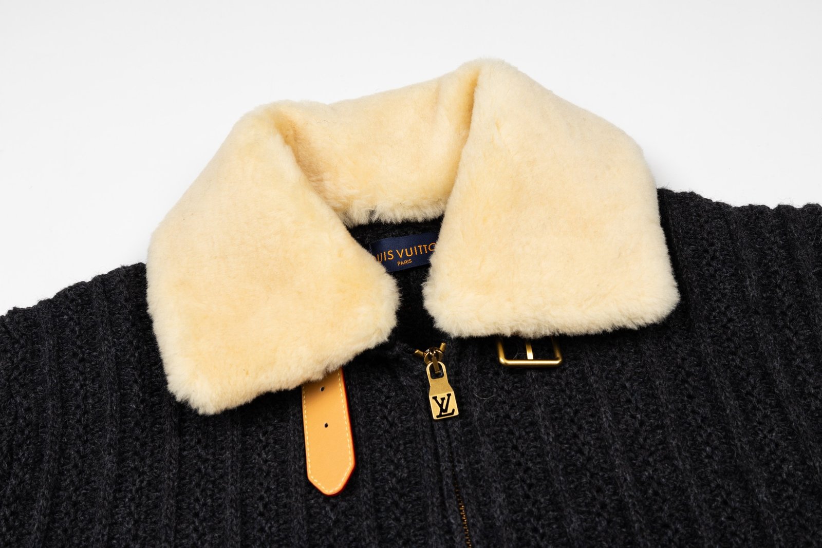 Luxury Design original 100% thumbnail