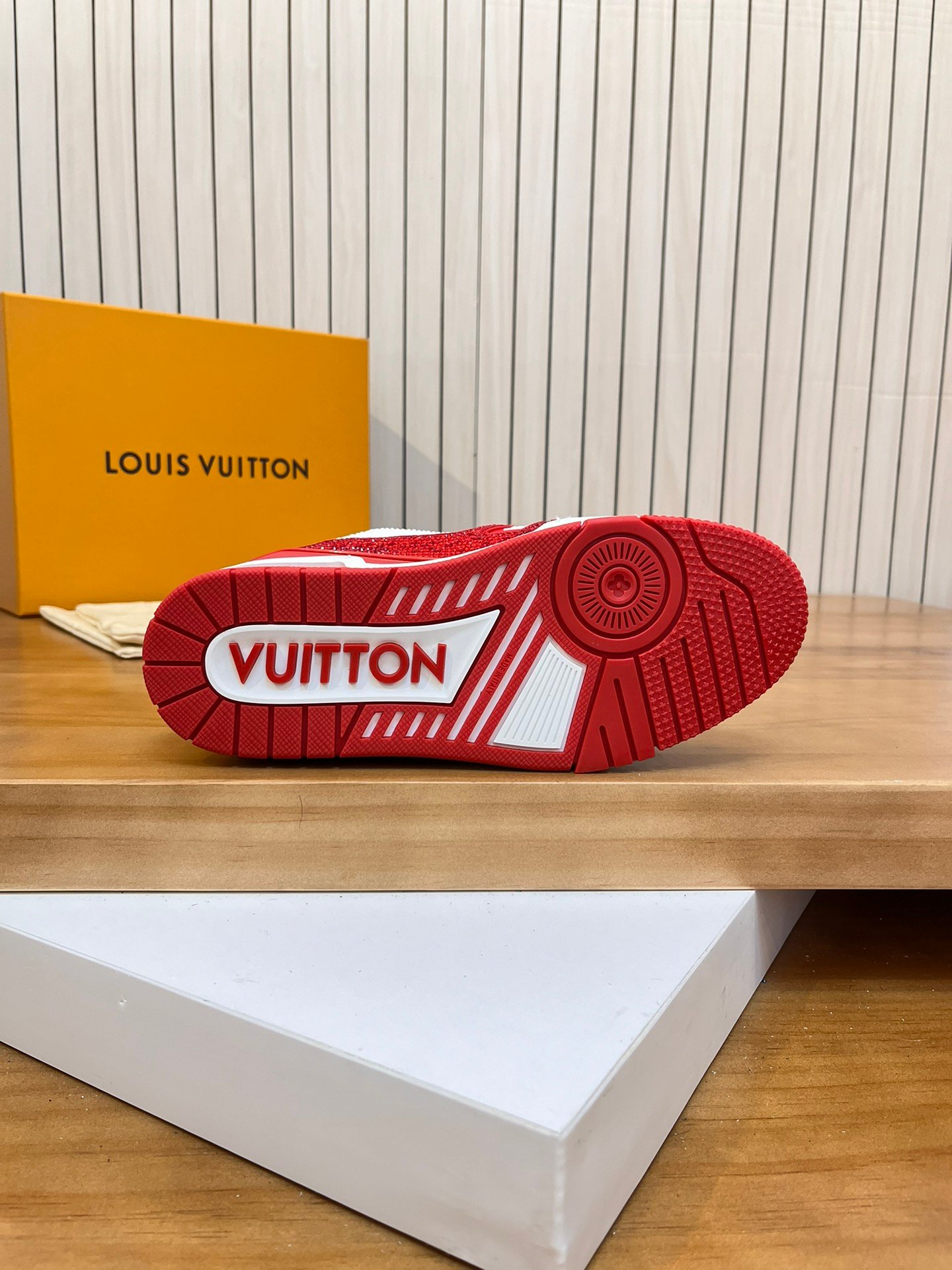 Lv original 100% thumbnail