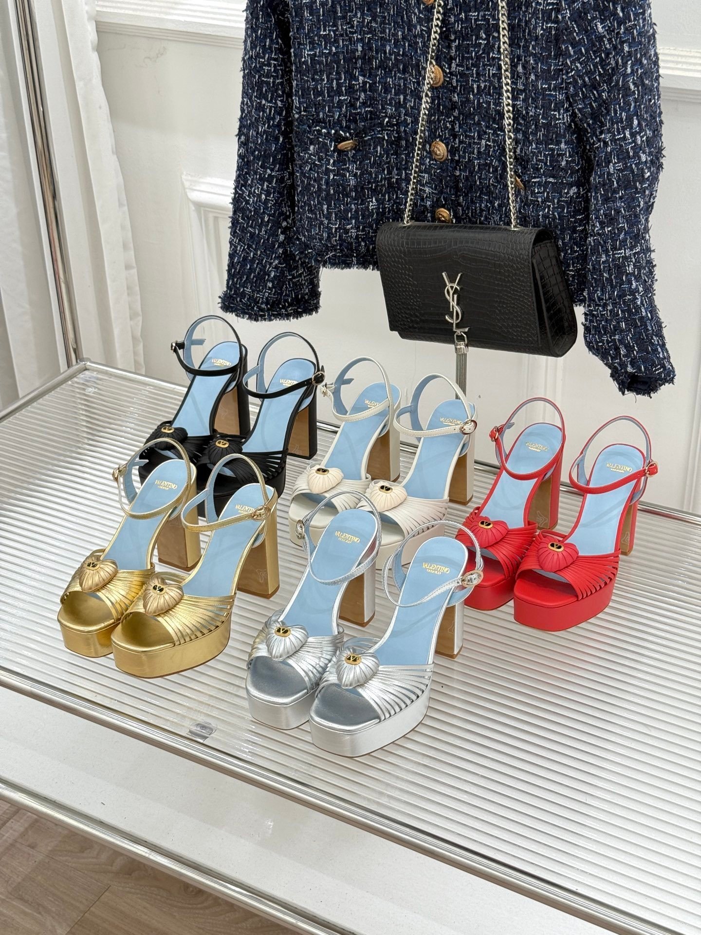 Valentino original 100% thumbnail