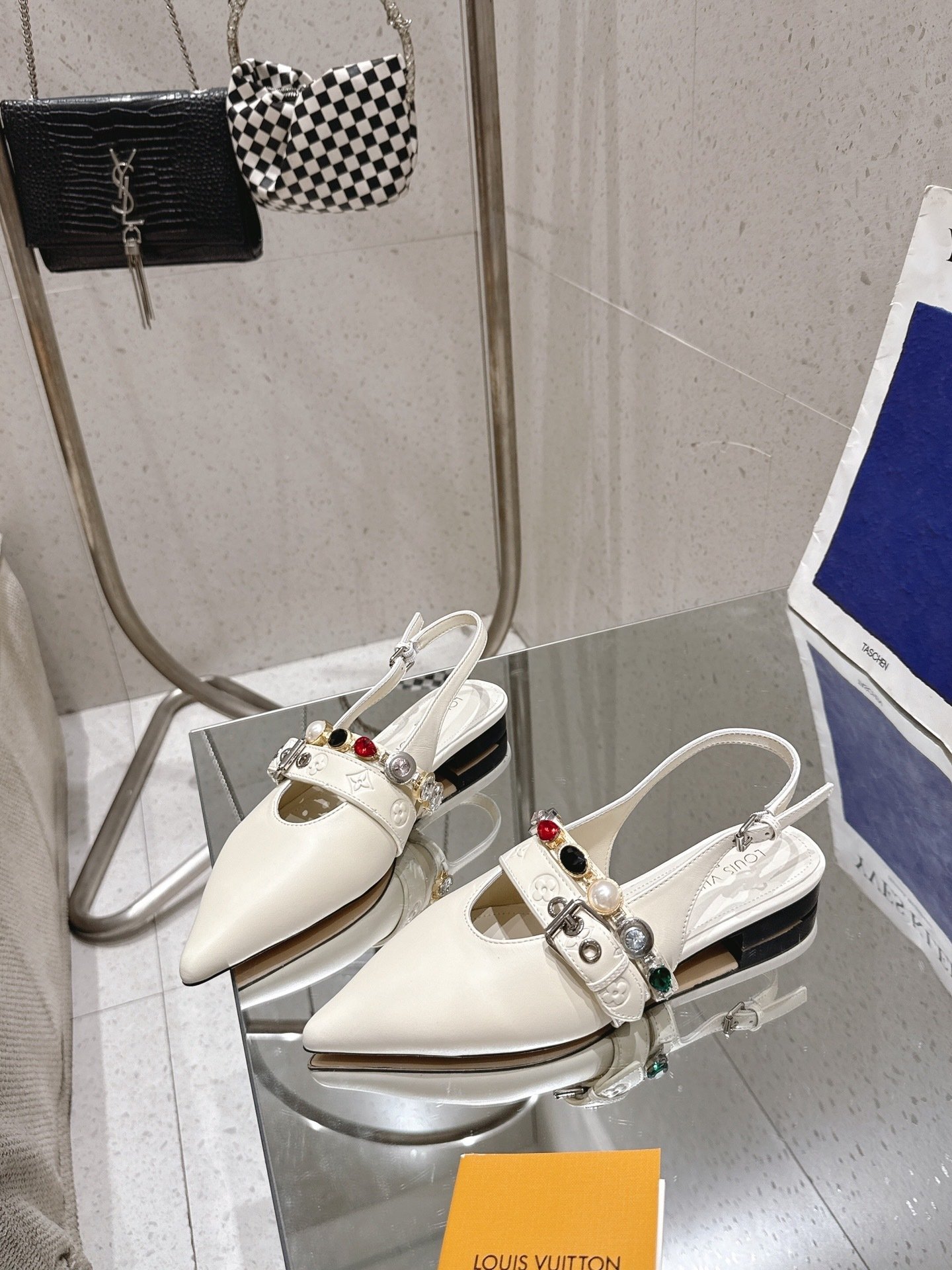 Luxury Design original 100% thumbnail