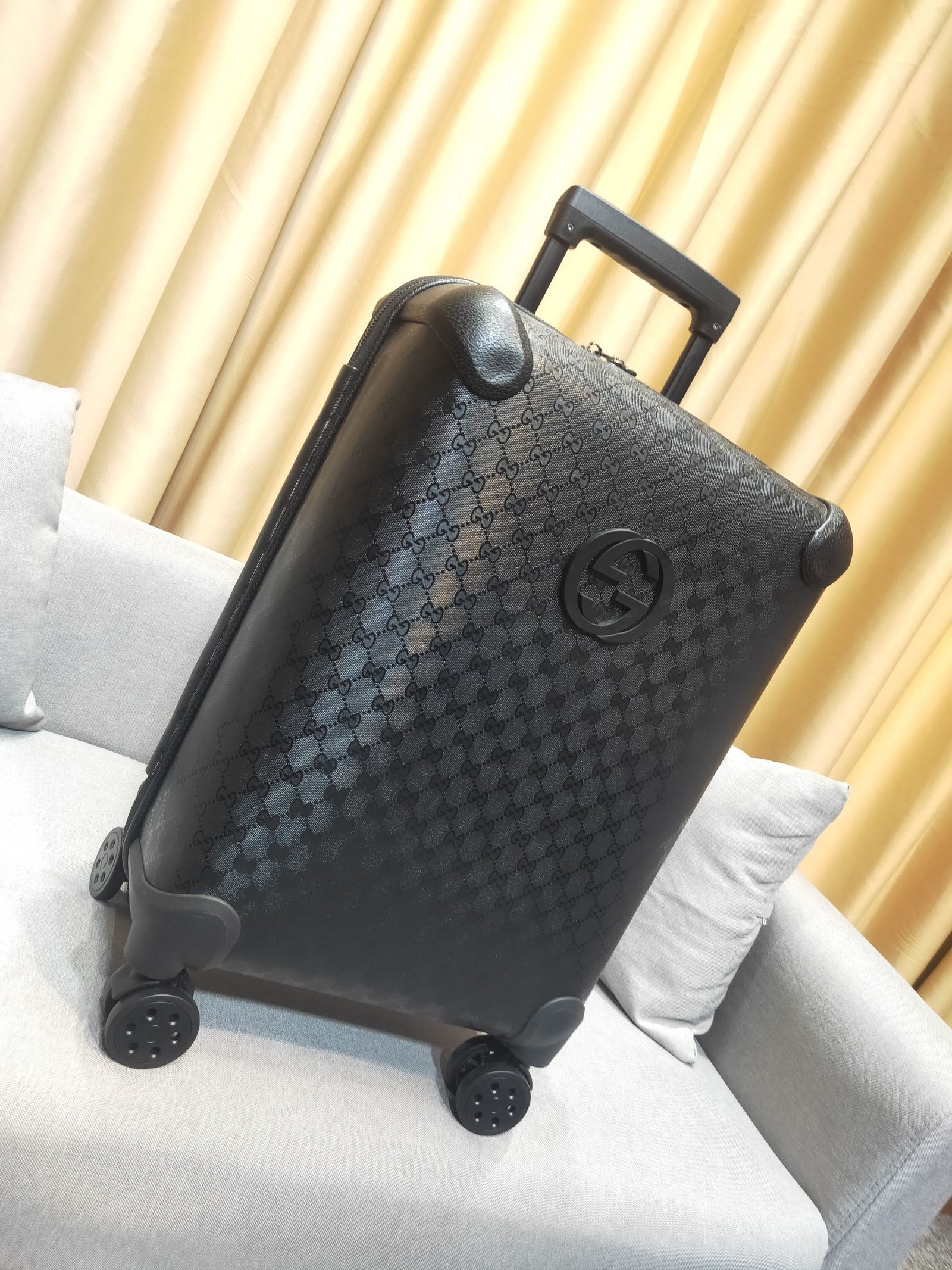 Black Gucci Guccissima embossed leather trolley suitcase 100% original thumbnail