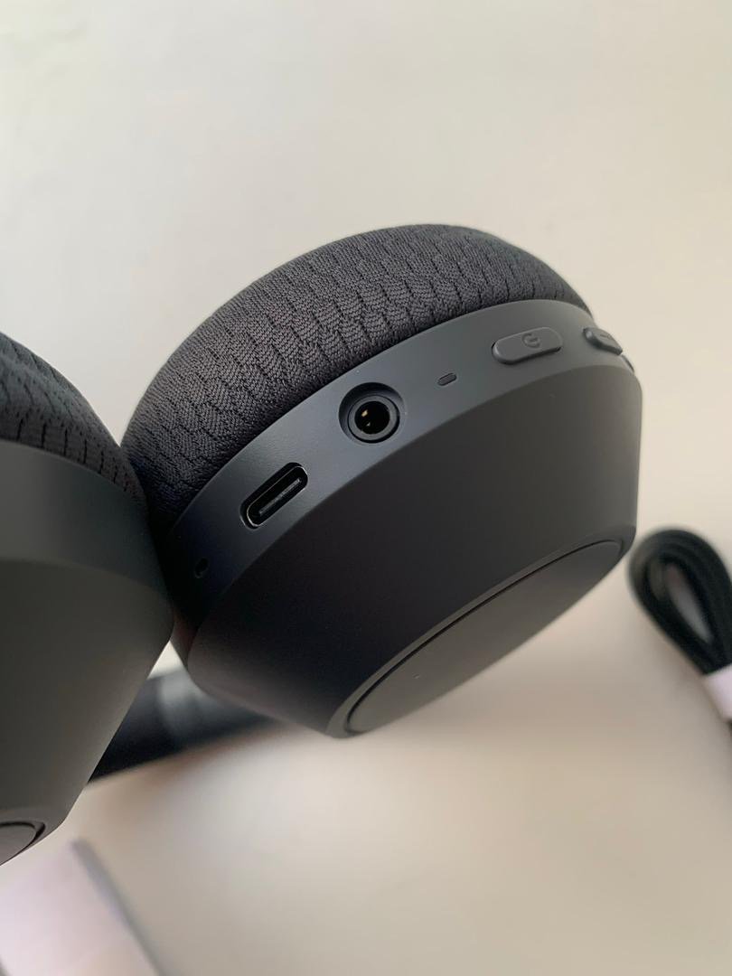 Philips TAH7508 over-ear wireless noise-canceling headphones thumbnail