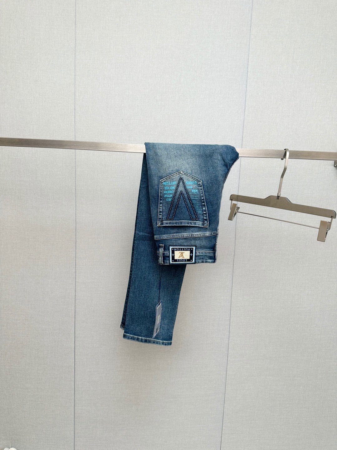 Louis Vuitton Jeans assorted thumbnail
