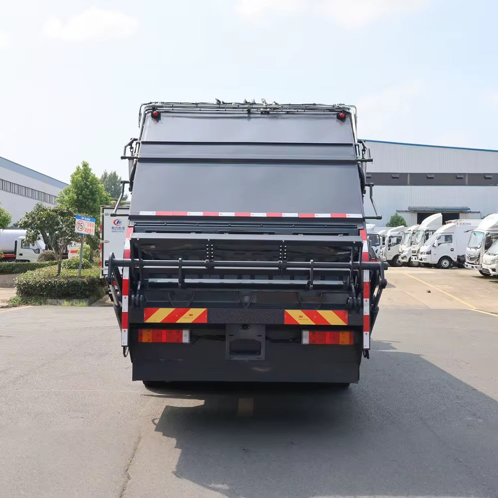 Dongfeng 6x4 Chassis Garbage Compactor Truck 15 Tons High Pressure Waste Compressor