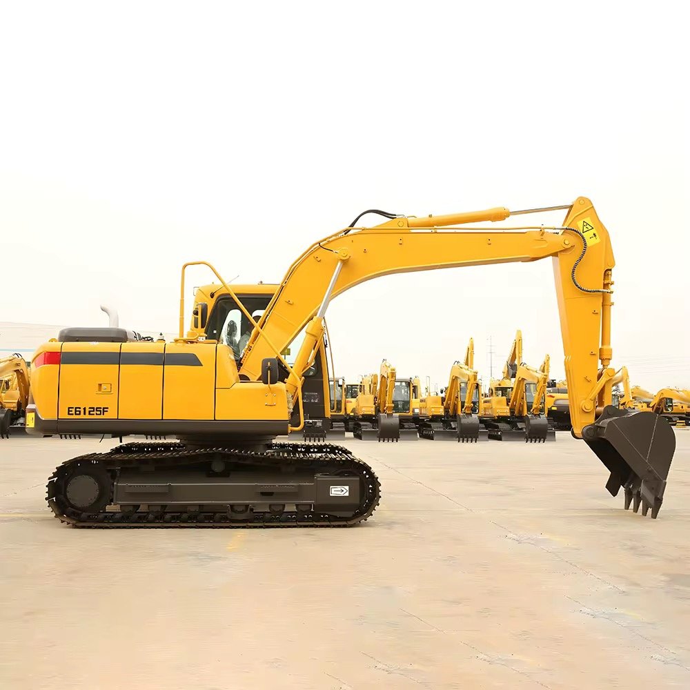 E6215F Medium 12.3 Ton Crawler Excavator with Deutz Engine HAWE Hydraulics thumbnail