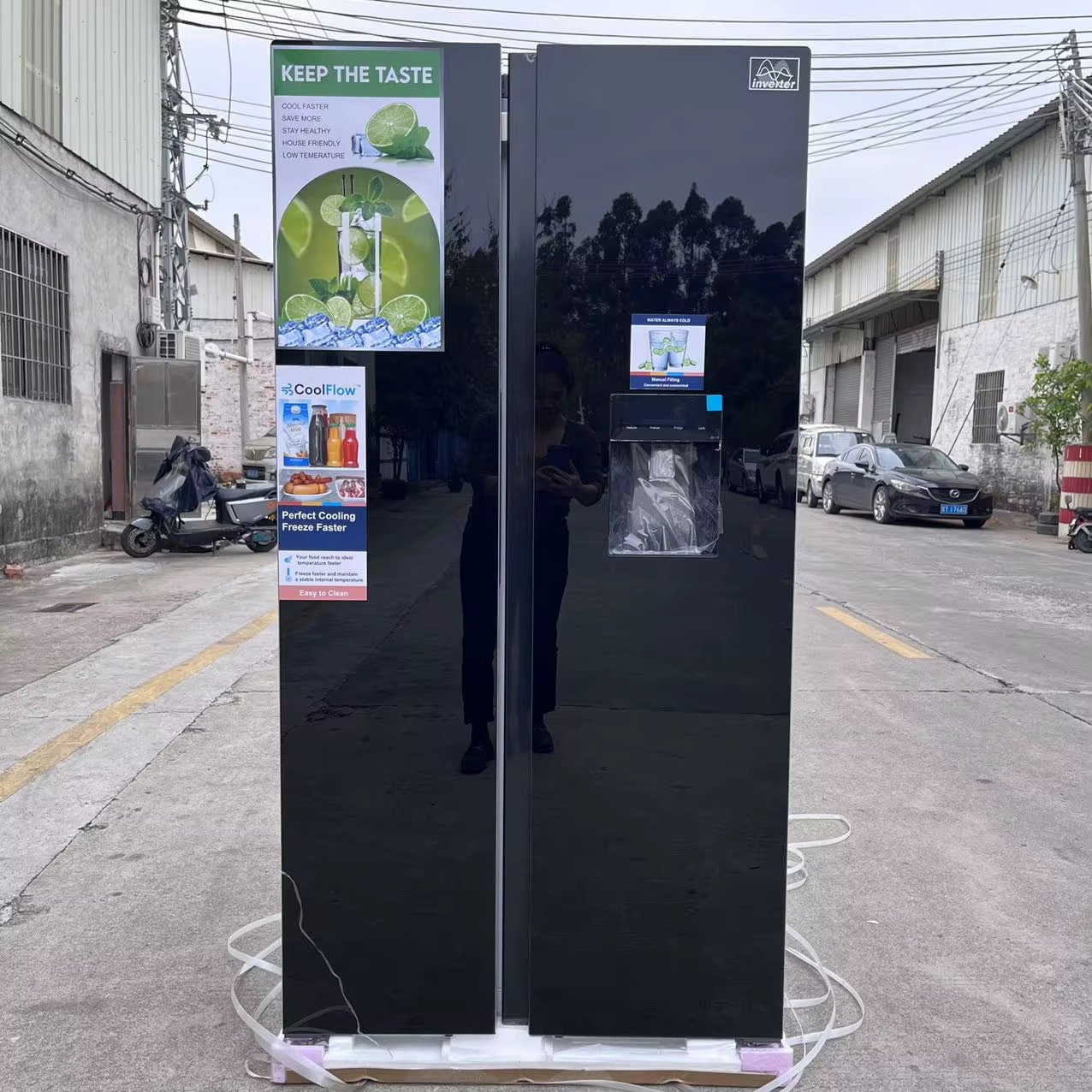 Double Door Side by Side Fridge 578L Black Tempered Glass Door thumbnail