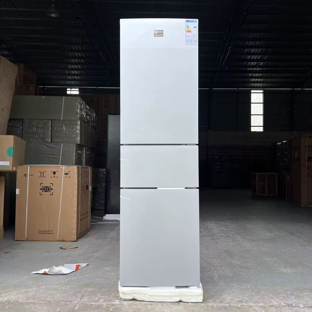 Vertical 3 Door Fridge 250L Silver Color EU Standard Direct Cooling