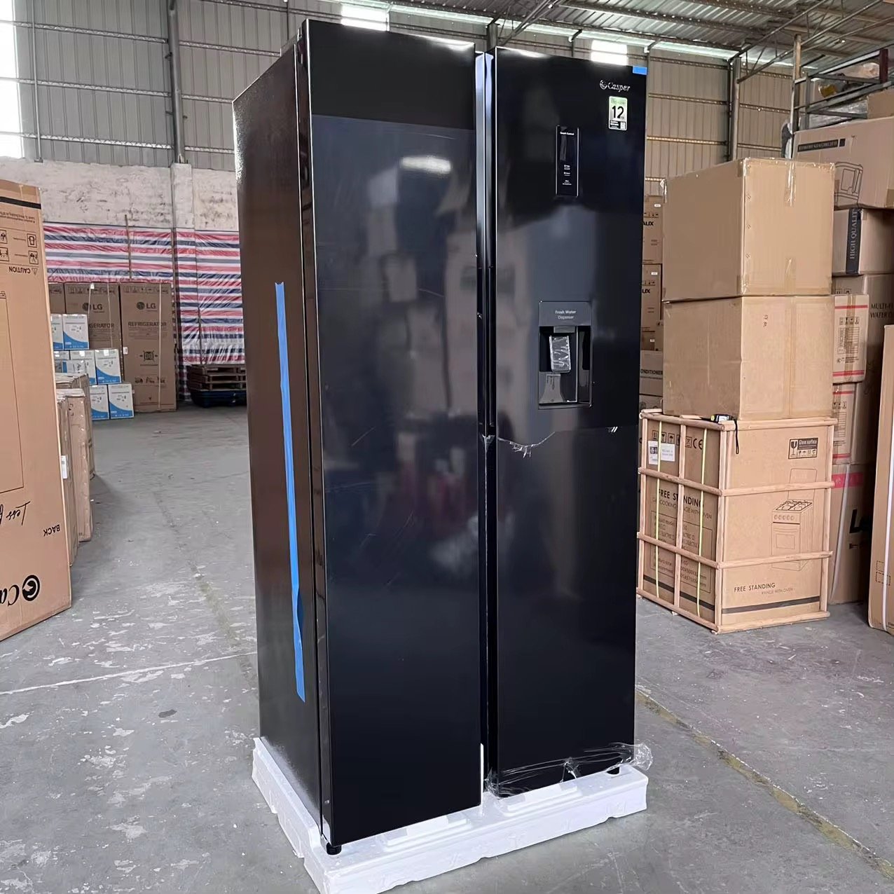 Side by Side Refrigerator Black Fridge 500L With Water Dispenser Air Cooled thumbnail
