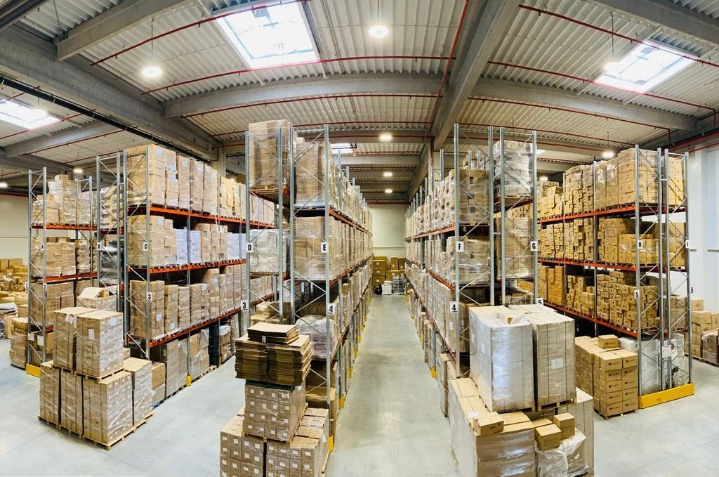Storage and warehousing services